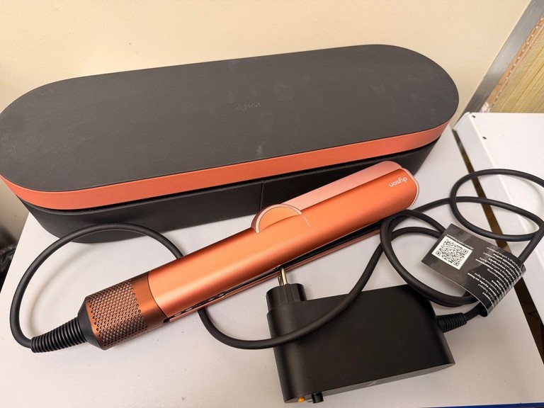 Купити Dyson Airstrait HT01 Amber Silk (143343-01) Б/У