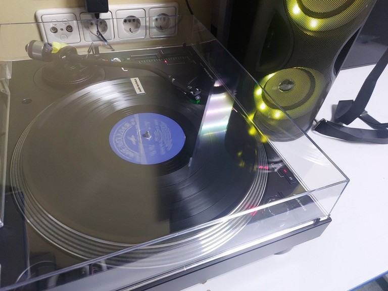 Купить Audio-technica AT-LP120XBT-USB Б/У