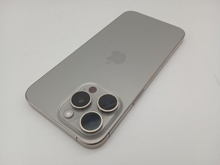 Оголошення Apple iphone 15 pro max 1tb Б/У