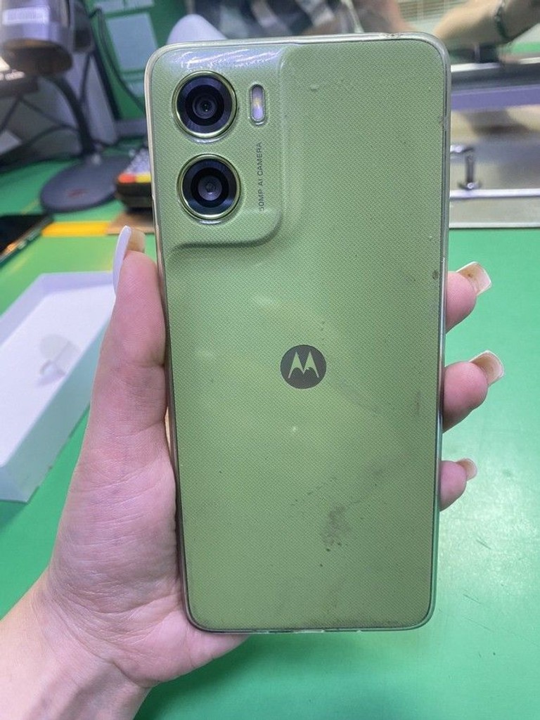 Купити Motorola moto g06 4g 4/64gb tendril Б/У