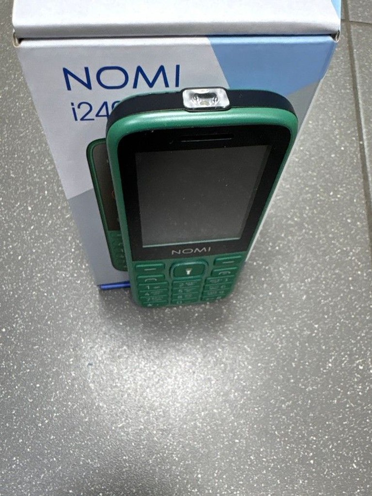 Дешево Nomi i2403 з ломбарду