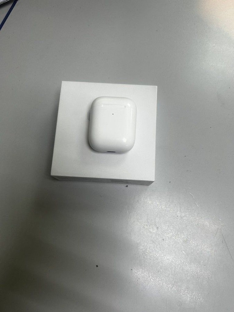 Купити Apple (Копія) airpods 2 gen a1602.a2032+a2031 2019г. Б/У