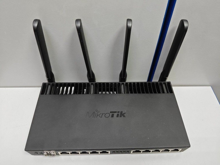Mikrotik RB4011iGS+5HacQ2HnD-IN Код:01-201166377. Изображение 5