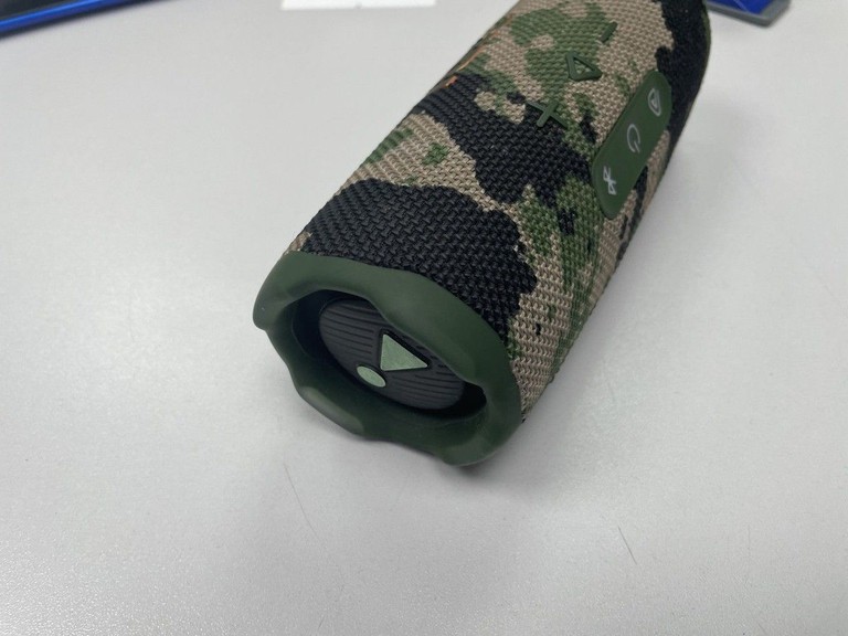 Оголошення Jbl flip 7 Б/У