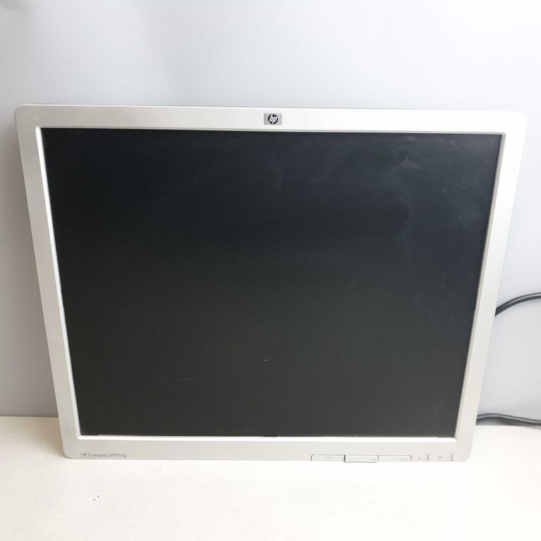 Объявление Hp LA1951g Б/У