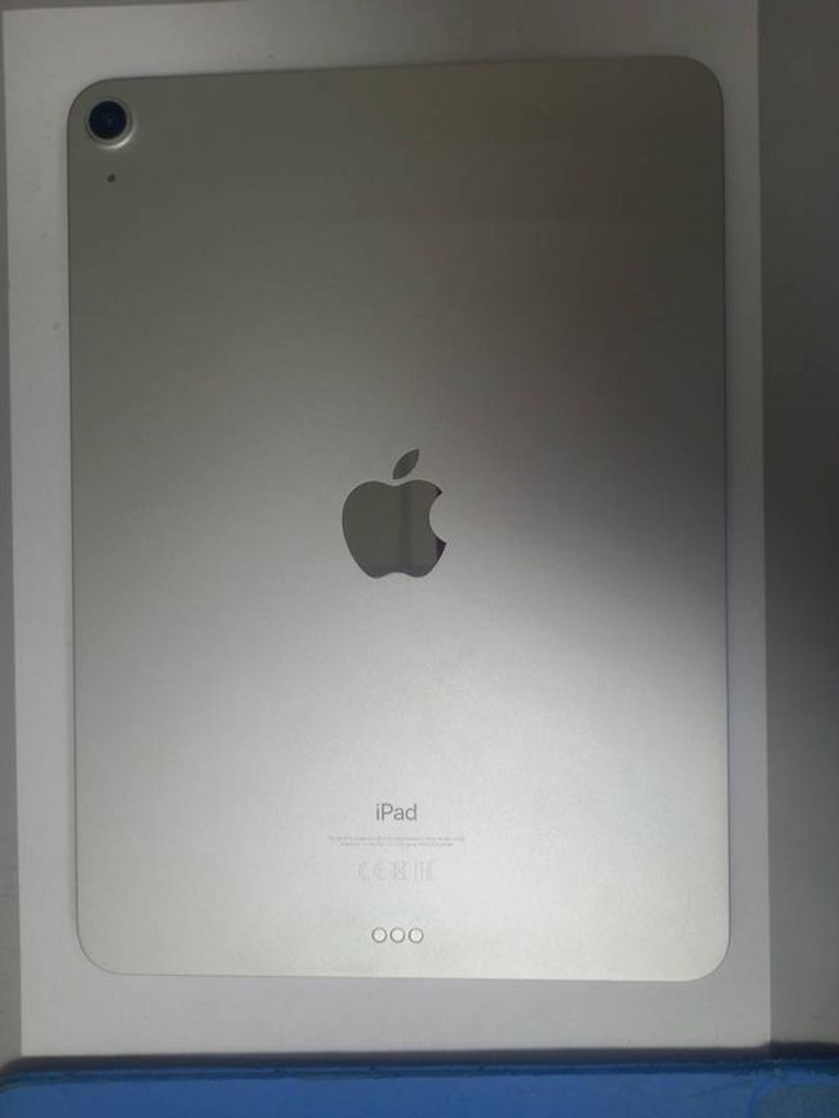 Apple ipad air 4 wifi a2316 64gb