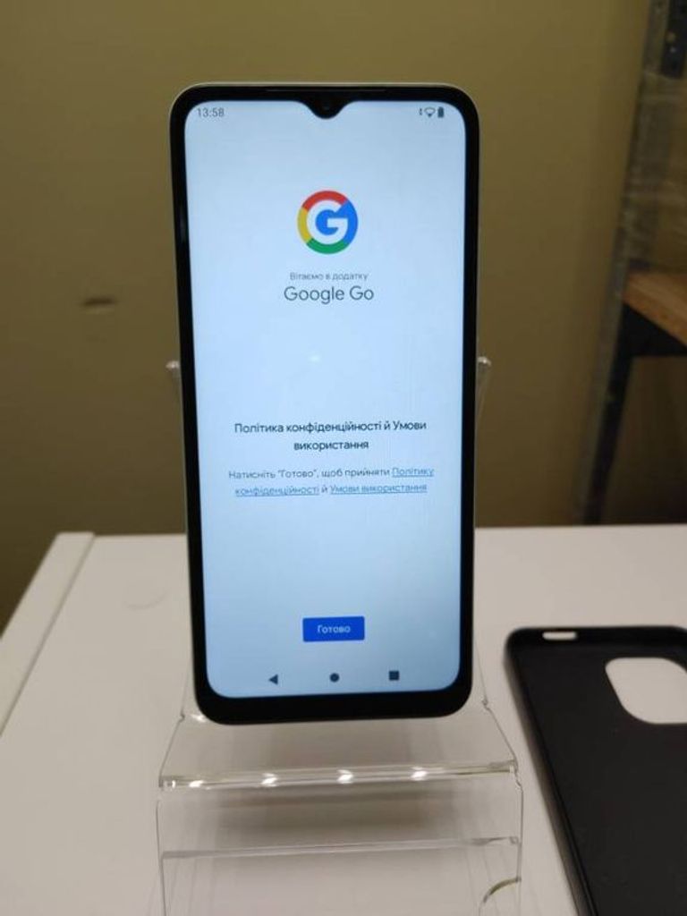 Оголошення Xiaomi Mi A2 4/32GB Black Б/У