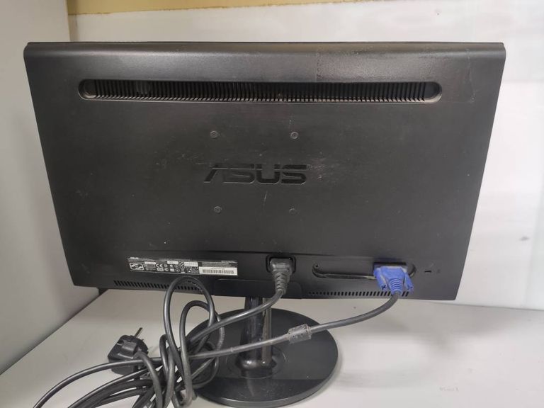 Asus vs197