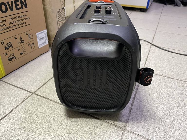 Jbl partybox on the go essential