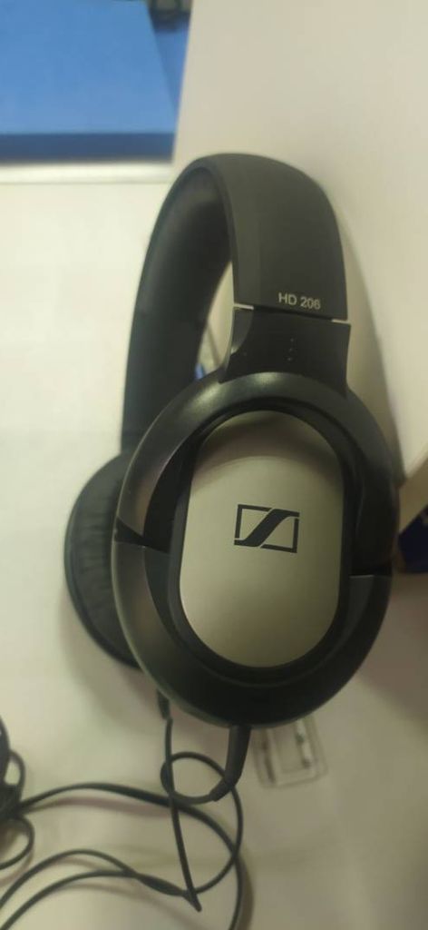 Sennheiser HD 206