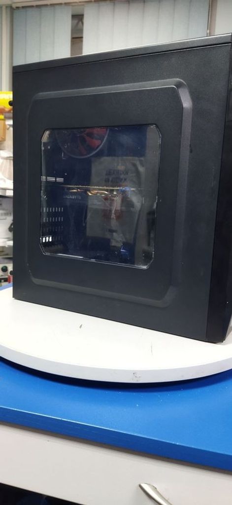 Дешиво Пк intel xeon e5-2440/ram 16 gb/hdd 2000 gb/ssd відсутній/amd/ ati radeon rx 580 8gb gddr5 256bit с ломбарда