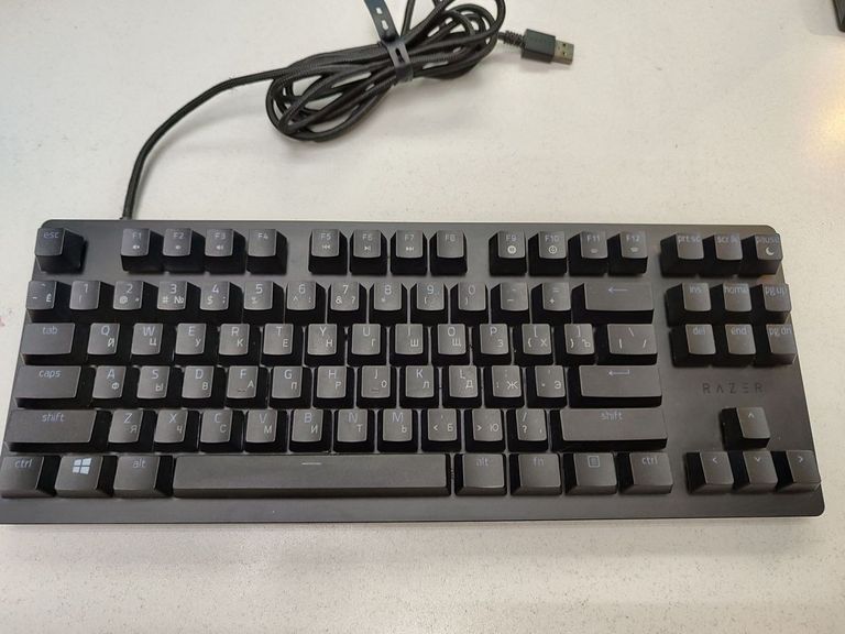 Купити Razer Huntsman V2 Tenkeyless Purple (RZ03-03940300-R3M1) Б/У