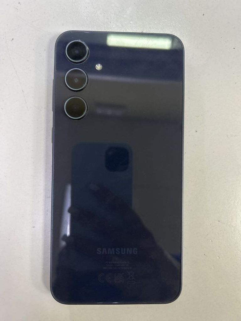Дешиво Samsung galaxy a35 5g 8/256gb с ломбарда