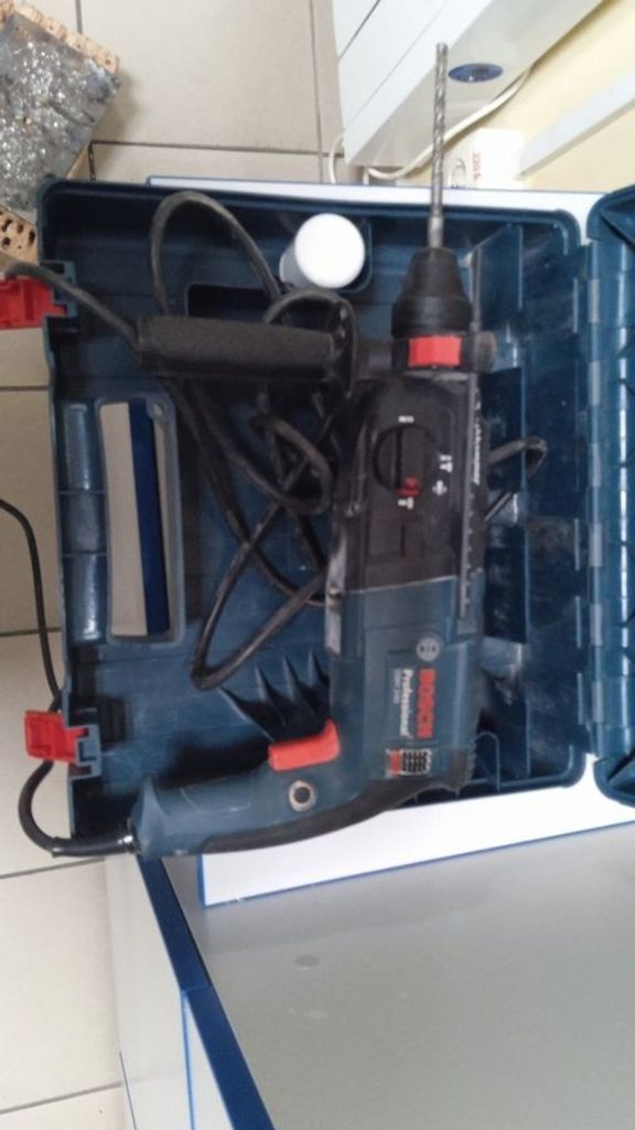 Дешево Bosch gbh 240 з ломбарду