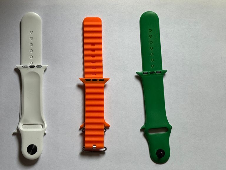 Дешево Apple Watch Series 10 GPS 46mm Rose Gold Alu. Case w. Light Blush Sport Band - M/L (MWWU3) з ломбарду