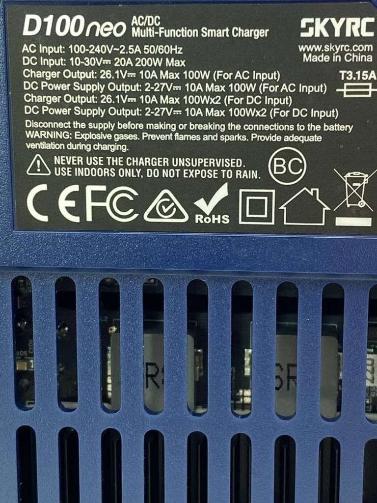 Skyrc d100 neo Код:01-200748549. Изображение 11