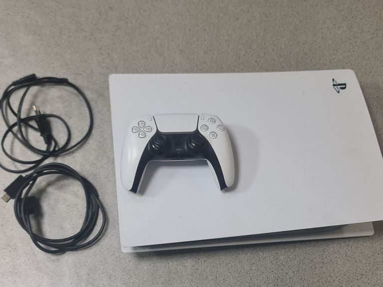 Купити Sony PlayStation 5 825GB Б/У