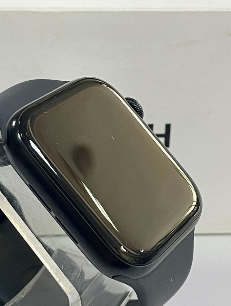 Дешево Apple watch se 2 gps 44mm aluminum case з ломбарду