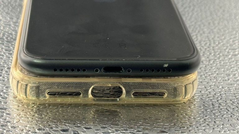 Apple iPhone 11 64GB White (MWL82) Код:01-200777935. Зображення 5