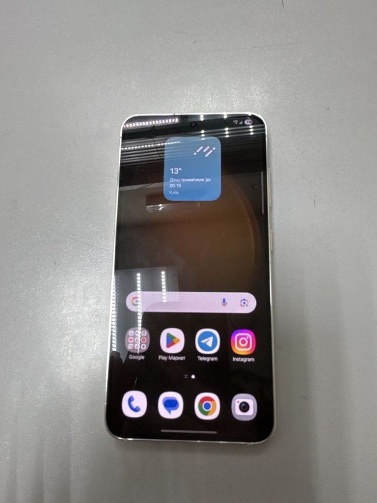 Дешево Samsung galaxy s23 8/128gb з ломбарду