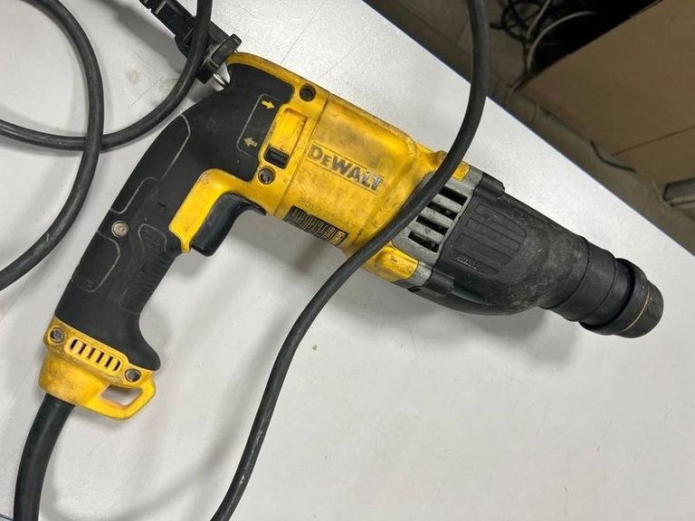 Дешево Dewalt d25143ks з ломбарду