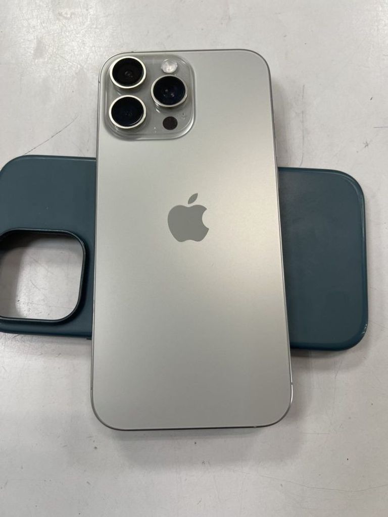 Оголошення Apple iPhone 16 Pro Max 256GB Black Titanium (MYWV3) Б/У