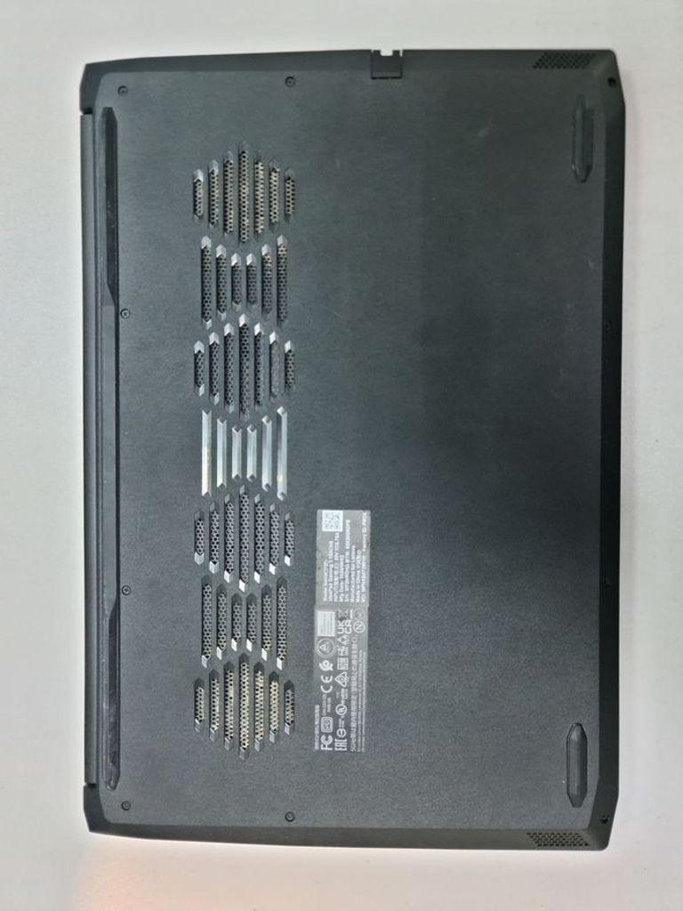 Дешево Lenovo 15/ryzen 5 5500h ddr4/16gb ddr4/hdd *відсутній/ssd 512 gb/geforce rtx2050 4gb з ломбарду