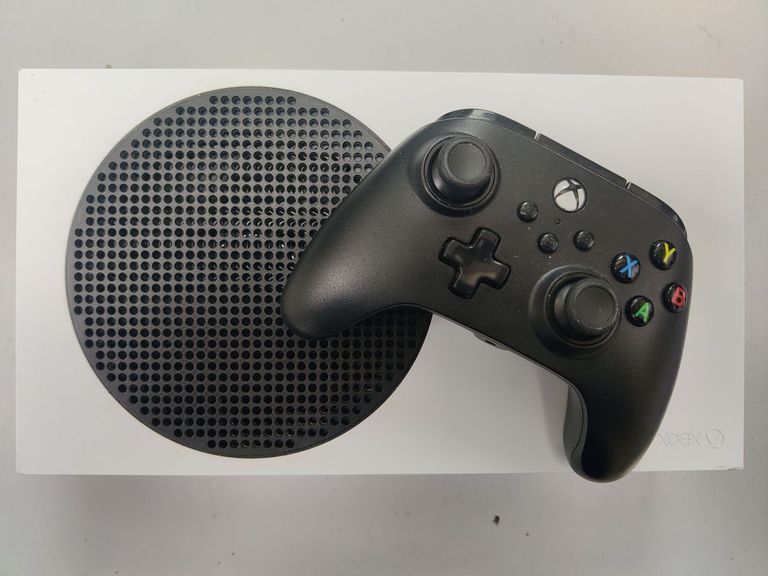 Купить Microsoft Xbox Series S 512GB (889842651386) Б/У