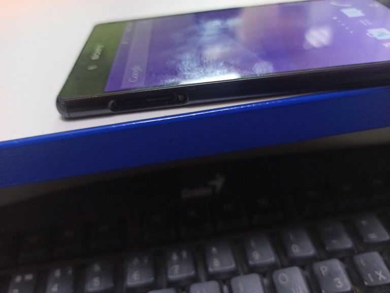 Дешиво Sony xperia z3+ e6553 с ломбарда