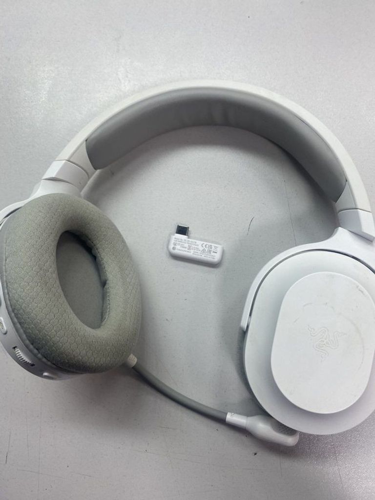 Дешево Razer barracuda x з ломбарду