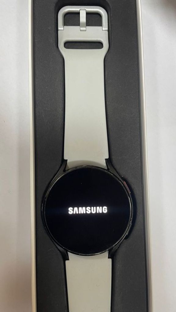 Samsung galaxy watch4 44mm Код:01-200777376. Изображение 10