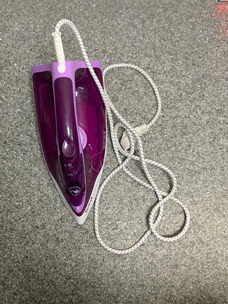 Дешиво Tefal FV2836E0 с ломбарда