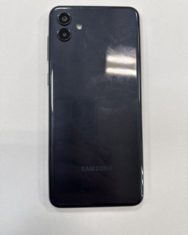 Оголошення Samsung galaxy a04 4/64gb Б/У