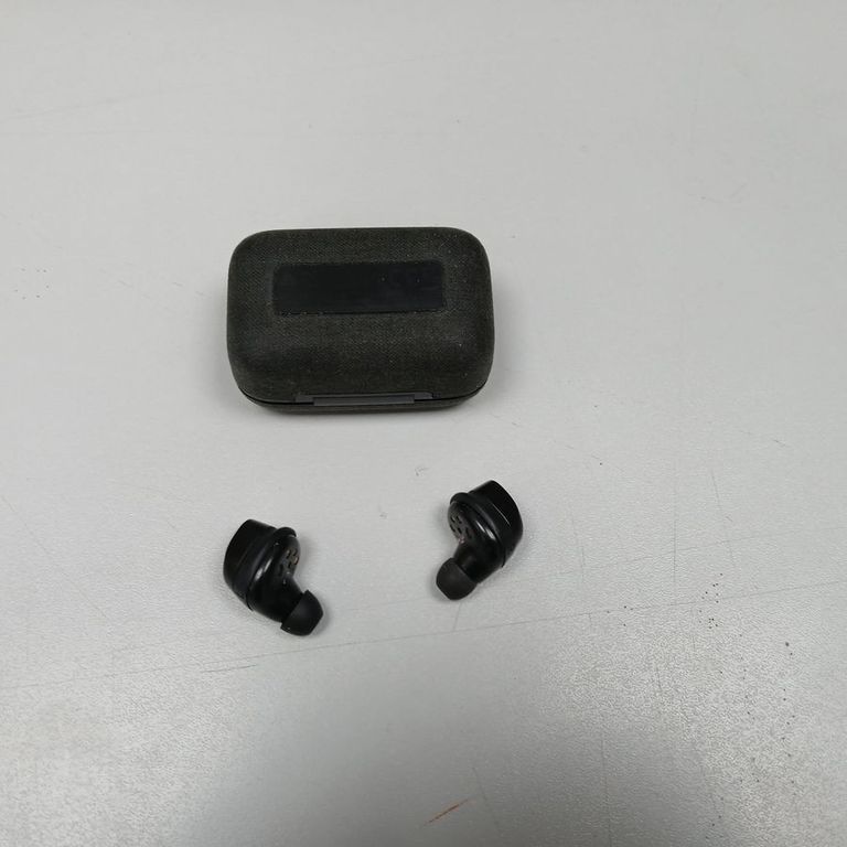 Дешиво Sennheiser momentum true wireless 3 с ломбарда