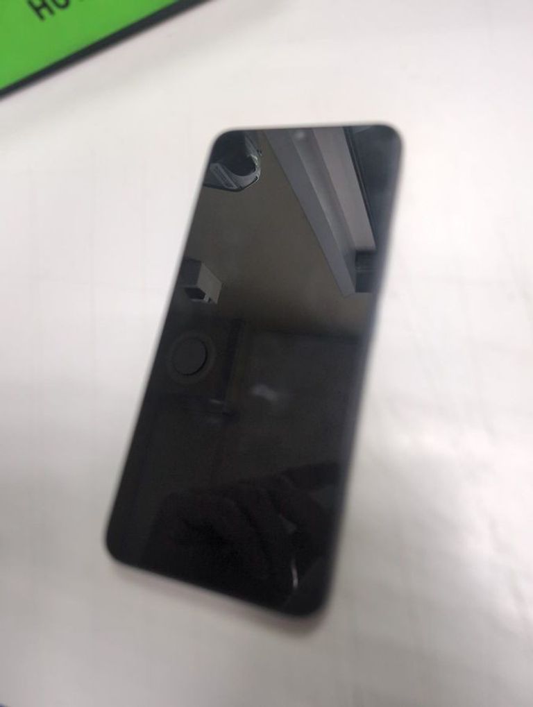 Дешиво Infinix hot 20i 4/64gb с ломбарда