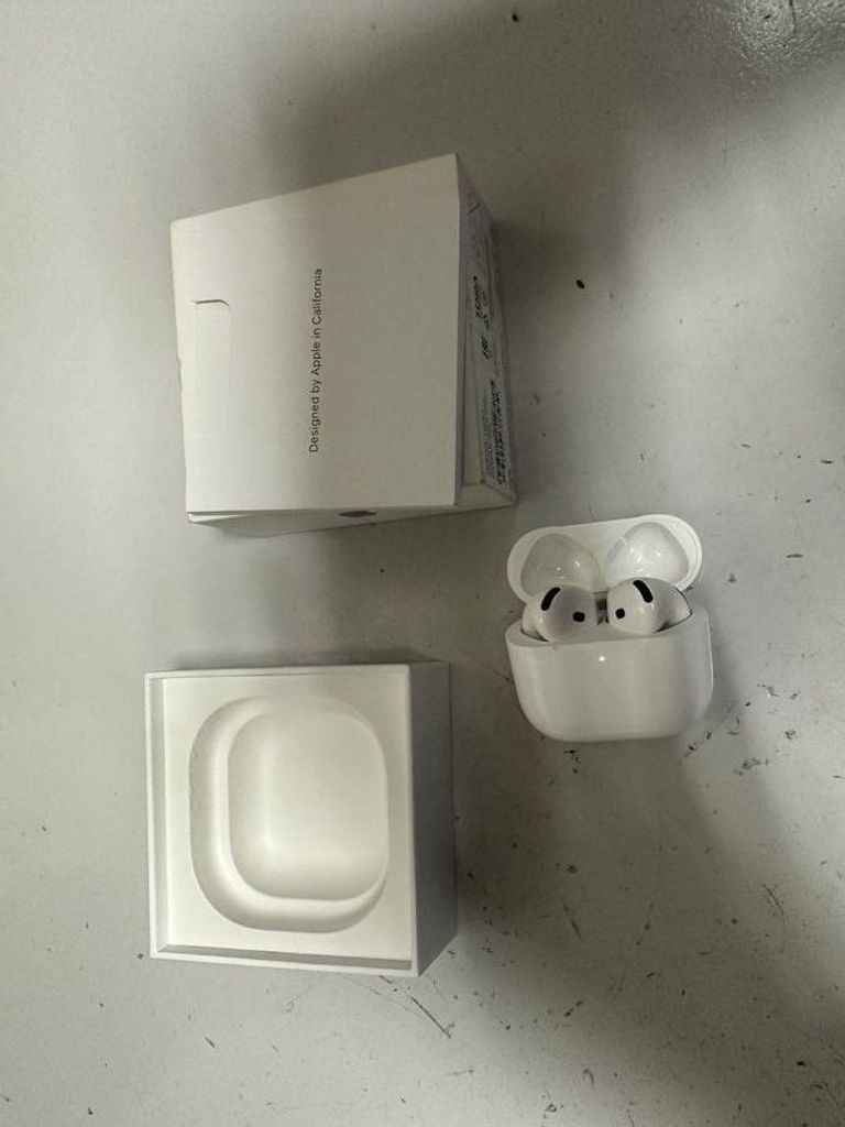 Распродажа Apple airpods 4, продавец Техноскарб