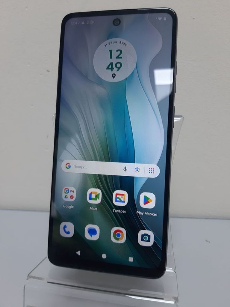 Купити Motorola moto e14 4/64gb Б/У