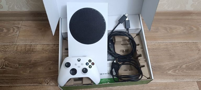 Купити Microsoft xbox series s 512gb Б/У