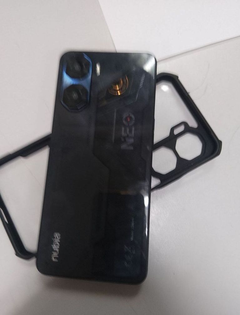 Купити Zte Nubia Neo 3 5G 8/256GB Shadow Black Б/У