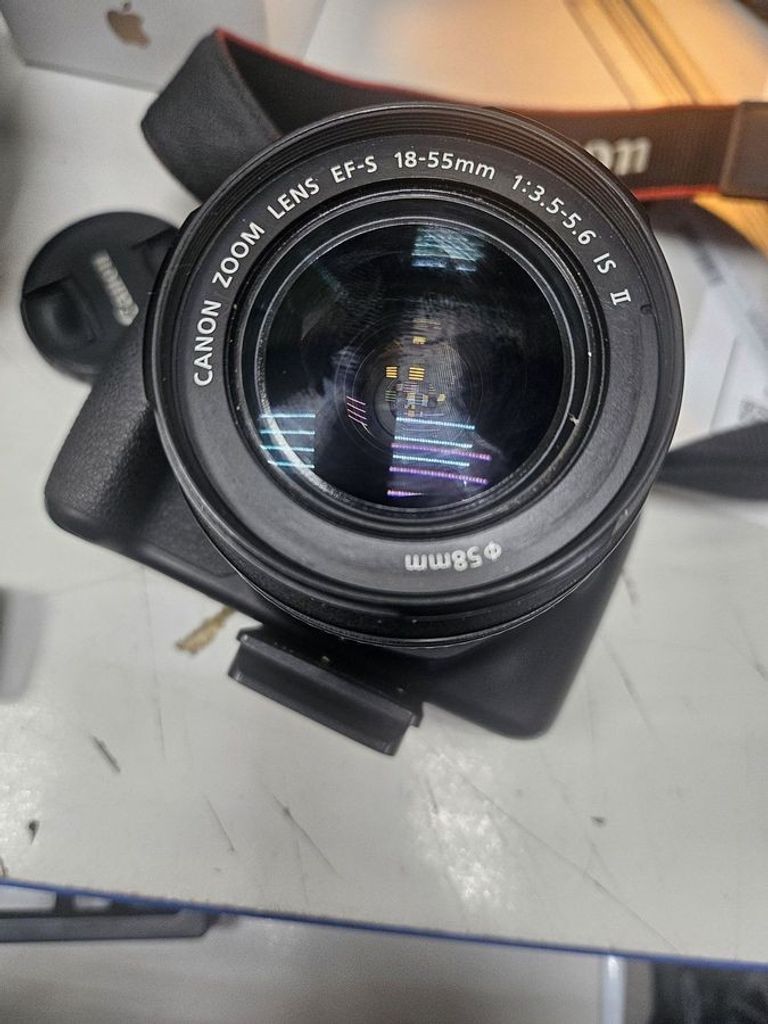 Canon eos 1300d canon ef-s 18-55mm f/3.5-5.6 is ii Код:01-200888272. Зображення 9