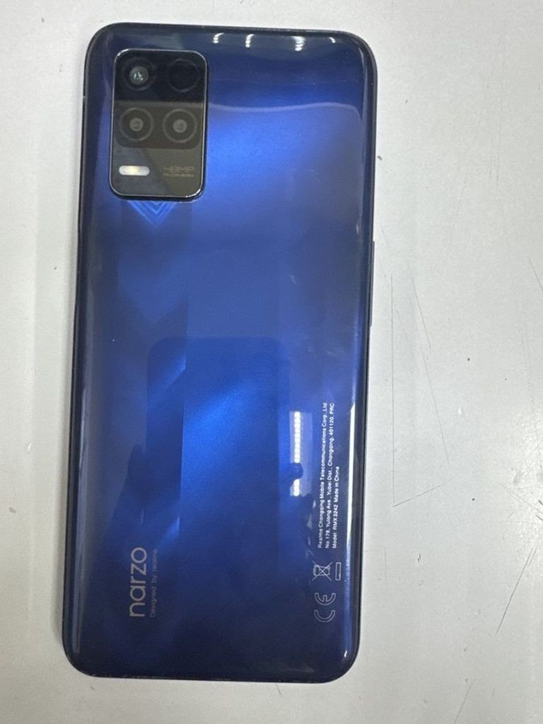 Дешиво Realme narzo 30 5g 4/128gb с ломбарда