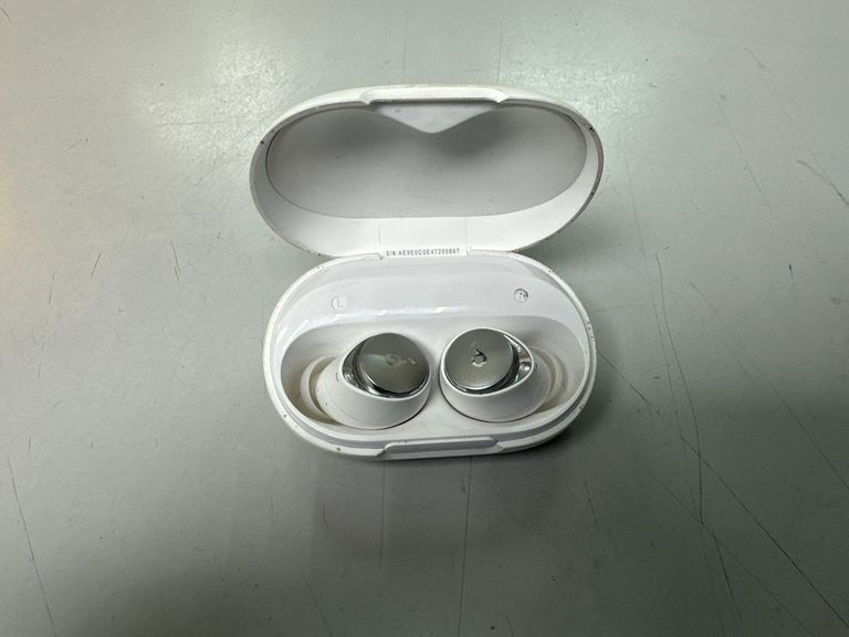 Дешиво Anker soundcore a40 с ломбарда