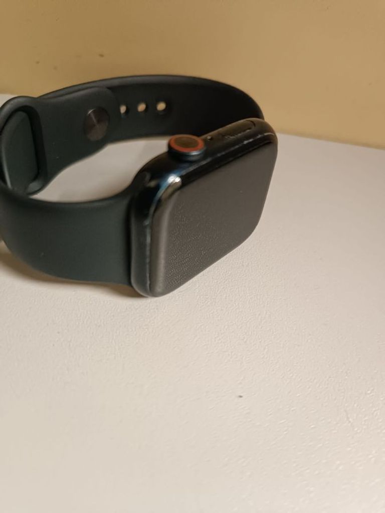 Розпродаж Apple watch series 8 gps + cellular 45mm aluminum case w. sport, продавець Техноскарб