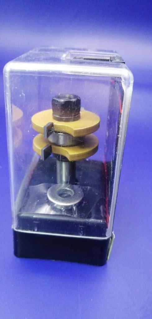 Оголошення Dnipro-M в1701 12х22х41 l-19, комбінована, шип-паз Б/У