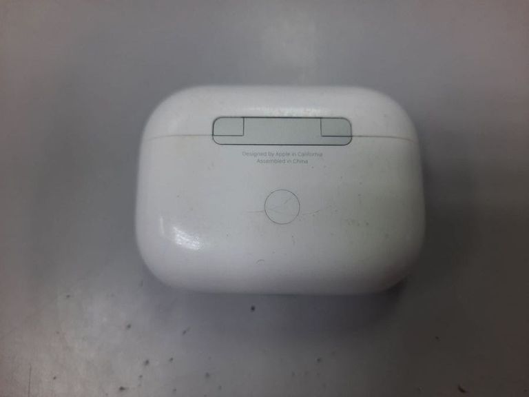 Оголошення Apple airpods pro 2nd generation with magsafe charging case usb-c Б/У