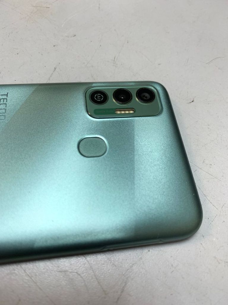 Дешево Tecno spark 7 kf6n 4/128gb з ломбарду