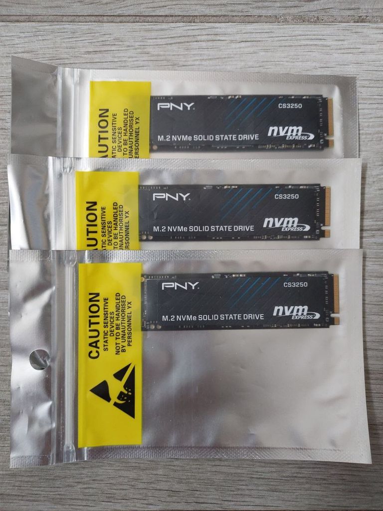 Дешево Pny CS3250 1 TB (M280CS3250-1TB-TB) з ломбарду