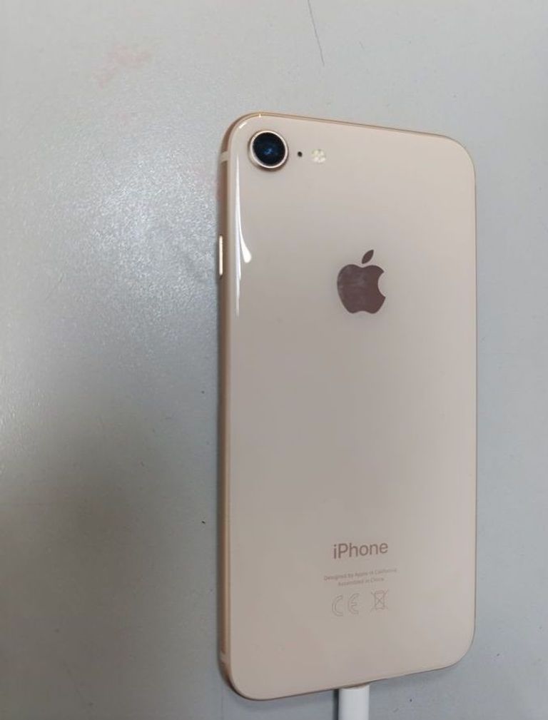 Розпродаж Apple iphone 8 64gb, продавець Техноскарб