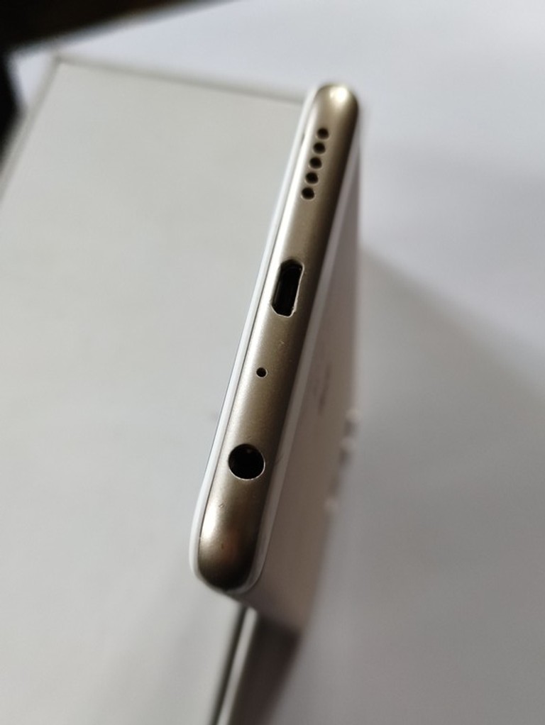 Huawei P Smart (3/32GB) NFC Код:null. Зображення 5