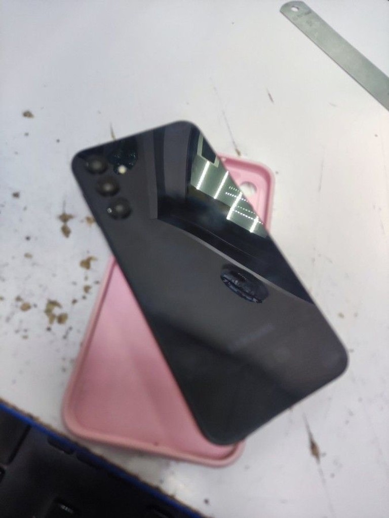 Дешиво Samsung galaxy a24 sm-a245f 6/128gb с ломбарда